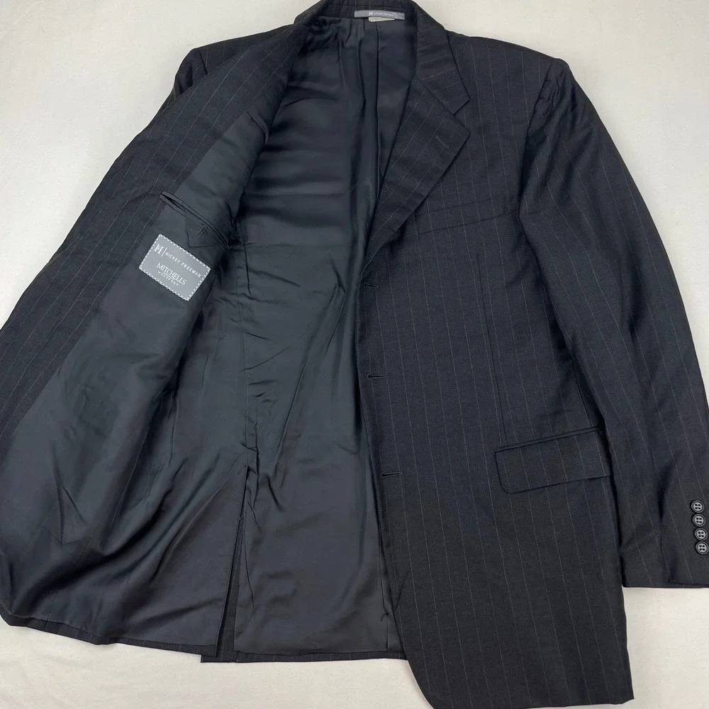 Hickey Freeman Loro Piana Tasmanian Super 120 Pinstripe Blazer 43R Charcoal Grey